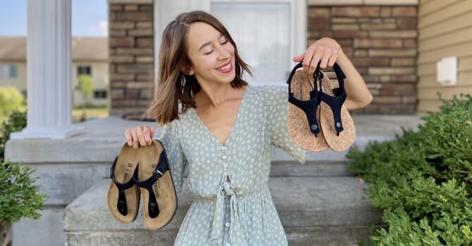 Are Sandals Hurting Your Feet? image