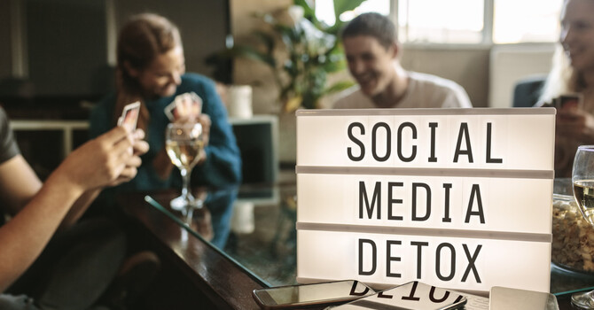A Reset for 2026: The Power of a Social Media Detox image