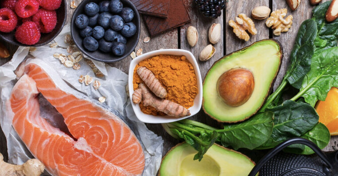 Summer Foods: Anti-Inflammatory vs. Pro-Inflammatory Choices